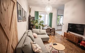 Warsaw Concierge Miedziana